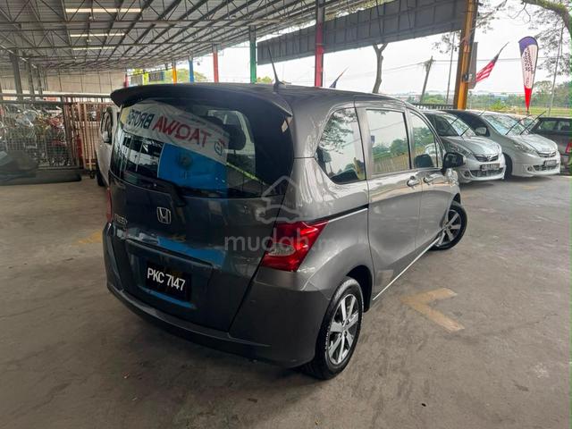 2010 Honda FREED 1.5 E (A) - 5