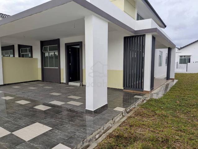 Iconia Impian Emas Single Storey Corner unit for Rent 1