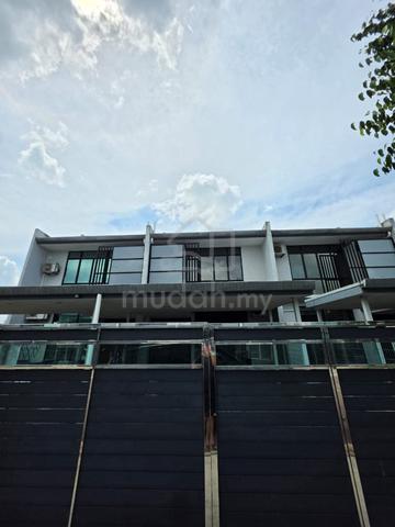 Double Storey Terrace House @ Bandar Seri Alam, Masai For Rent 1