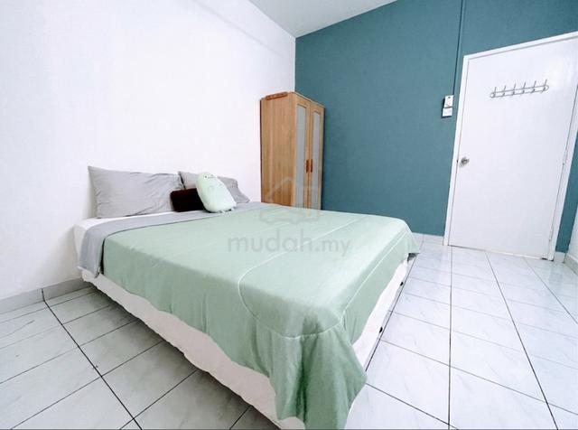 BU3 Cozy Room 🚗 5min LRT & One Utama 1