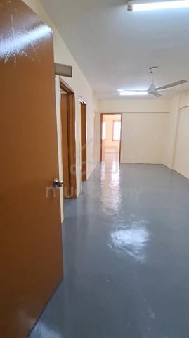 Pelangi Apartment ( Pelangi Damansara ) 1