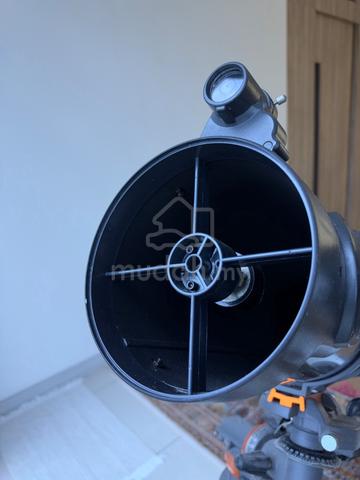 Celestron 31045 AstroMaster Reflector Telescope - photo 4 of 6