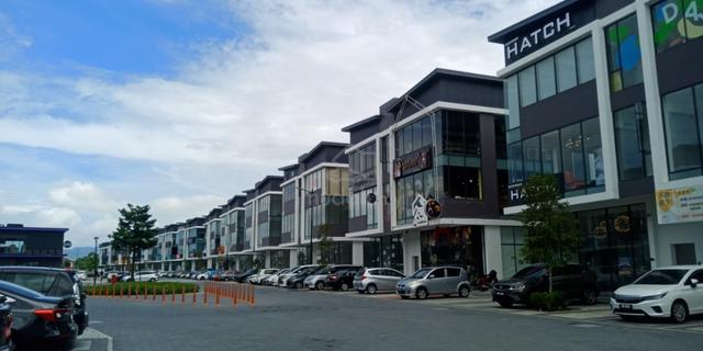 2nd Floor Shoplot at Iconic Point Simpang Ampat for rent 1