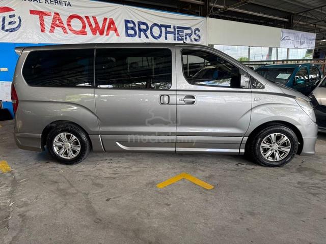 2014 Hyundai GRAND STAREX 2.5 ROYALE (A) - 2