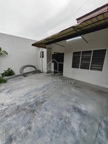 Bukit Baru Taman Palembang Single Storey for Rent 1