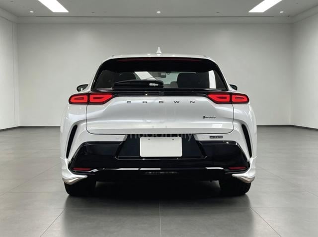 2025 Toyota CROWN 2.5 SPORT RS (A) - 4