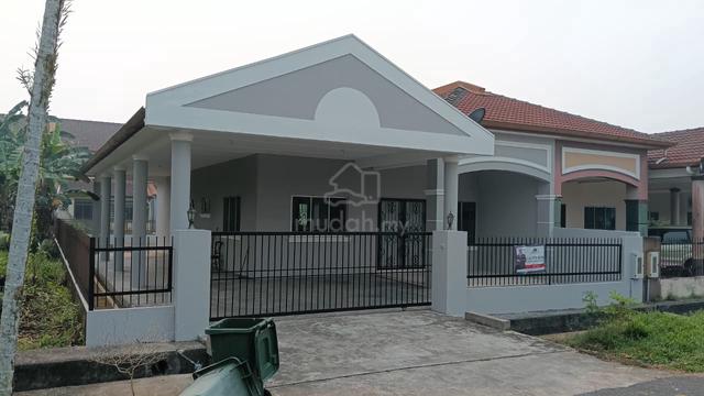 Single Storey Semi-Detached at Malihah Phase 3 Jalan Moyan-Batu Kawa 1