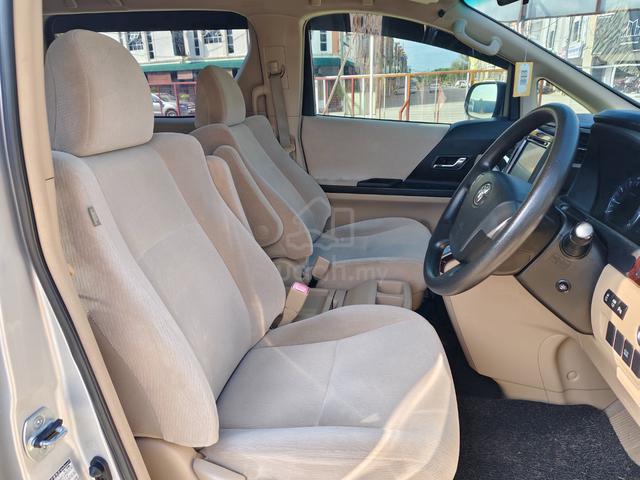 2014 Toyota Alphard 2.4 (A) 5-Years Warranty - 3