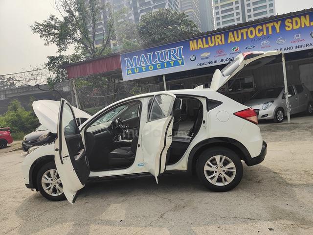 2015HR-V 1.8 V (A) High Spec, LED Light, One Owner - 5