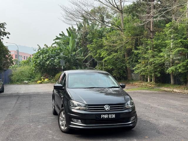 2018 Volkswagen VENTO 1.6 COMFORTLINE (A)L.Mileage - 3