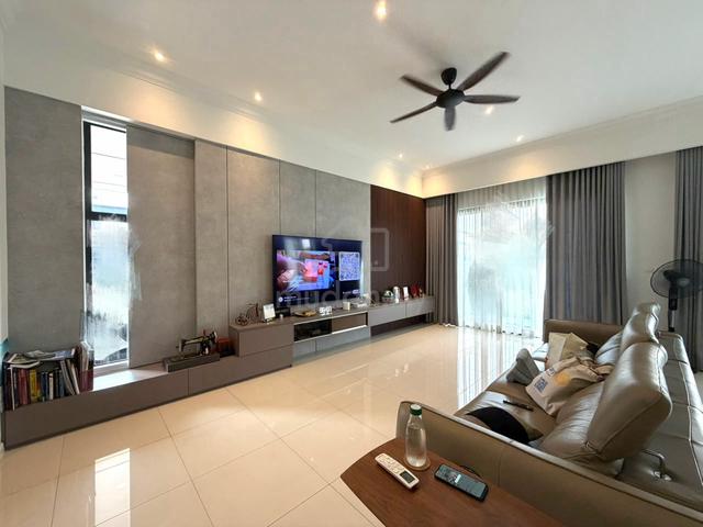 Fully Furnish 2 Storey Semi D 45x80 Dalia Residence Bandar Rimbayu 1