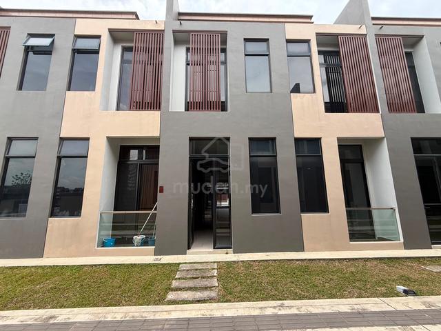 Aurora Resort Villa Aurora Sentral Super Link House Sale 1