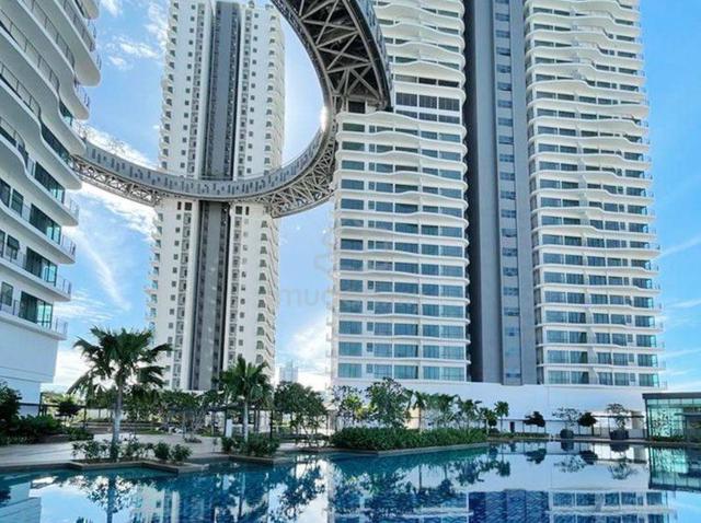 LINQ SKY RESIDENCES (Datum Jelatek) 1
