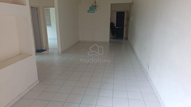 Danga View Apartment 1