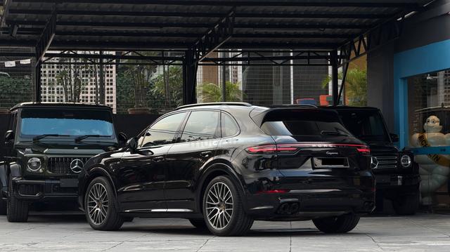 2022 Porsche CAYENNE CKD - Local Porsche Malaysia - 2