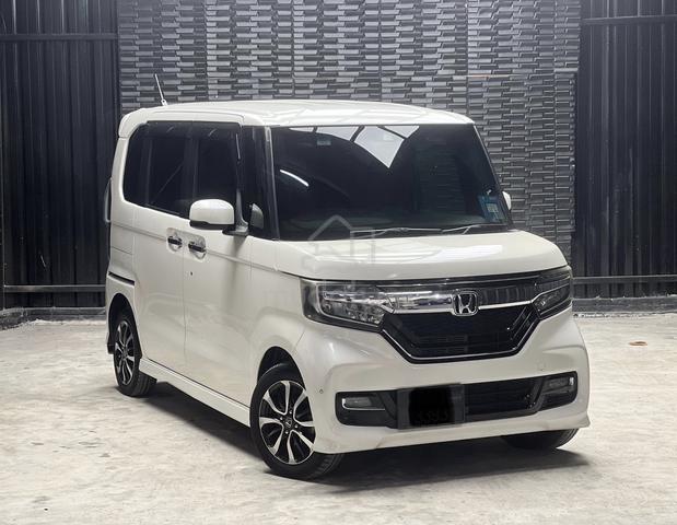 2017 Honda N BOX 660 CUSTOM (A)FU/LL LOAN - 1