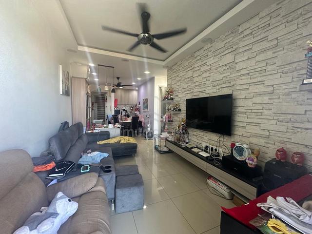 Riverside Residence 1