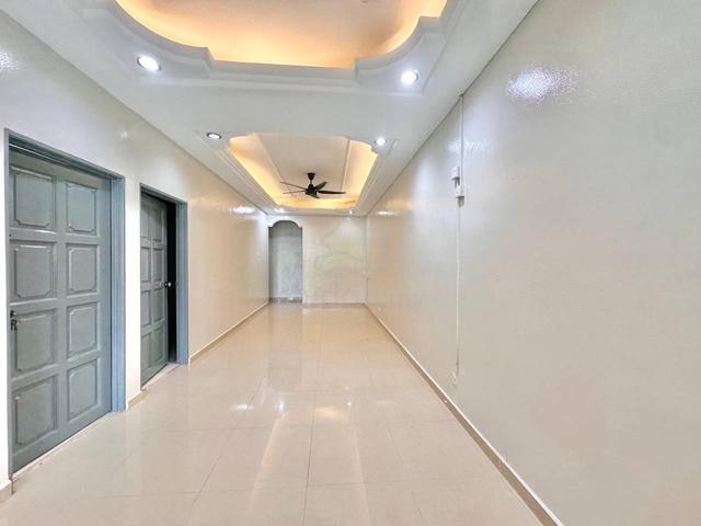 EXTENDED FACING OPEN Single Storey unit at Taman Desa Bakti 1
