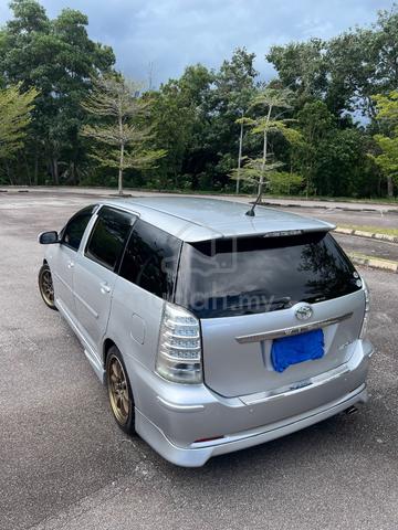 2012 Toyota WISH 1.8 G ZGE20G FACELIFT (A) - 5