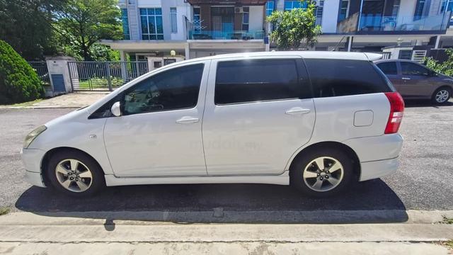 Toyota Wish 1.8 Japan Import CBU at JB - 4