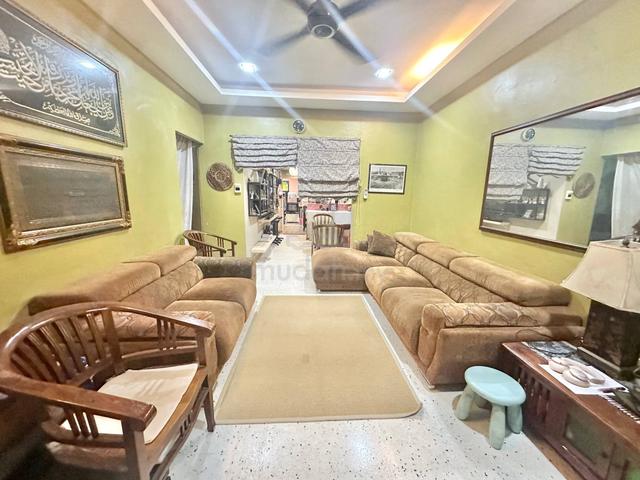 22x75 ⭐ BERBALOI Single Storey Seksyen 18 Shah Alam 1