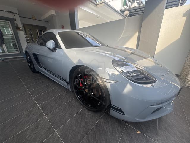 2017 Porsche 718 2.0 CAYMAN (M) - 1