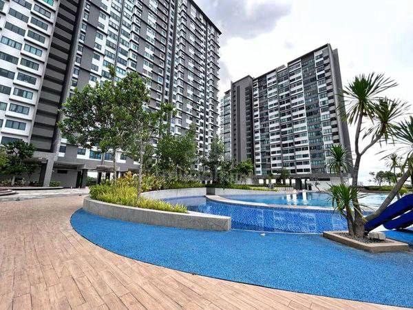 Kiara Plaza 1