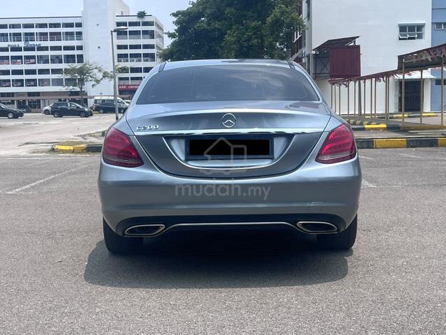2015 Mercedes Benz C-CLASS 2.0 200 AVANTGARDE (A) - 4