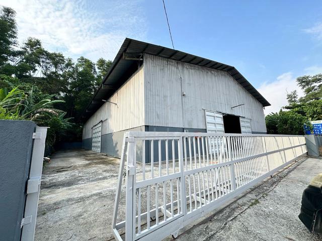 Warehouse / Factory Single Storey Kampung Subang Shah Alam 1