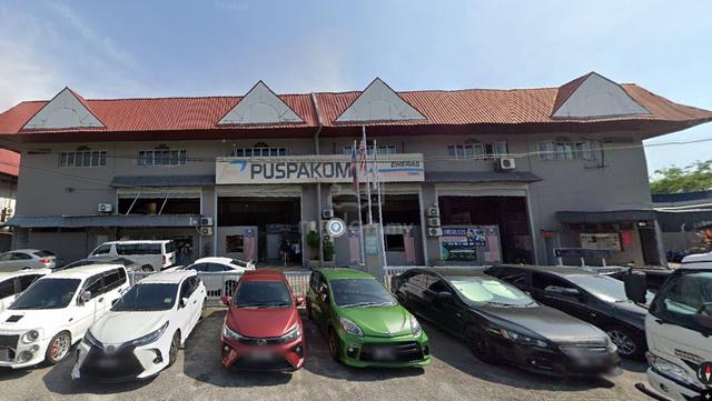 Detached Factory / Showroom for Sale at Cheras Desa Tun Razak 1