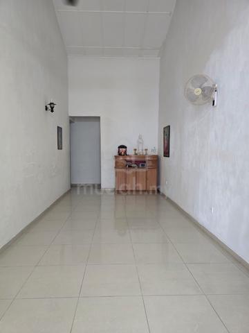 Full Loan Taman Perling Single Storey Good Condition 1