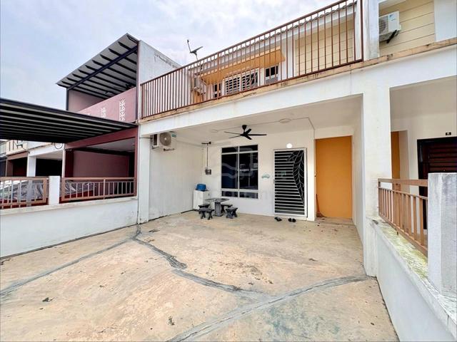 Double Storey Taman Scientex Kota Tinggi 1
