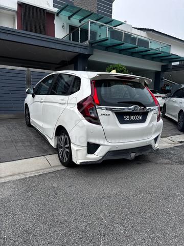 2015 Honda JAZZ 1.5 V MY2014 (A) - 2