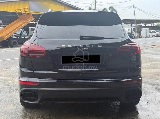 2010 Porsche CAYENNE 3.0 DIESEL 958 (A) LOAN KEDAI - 4