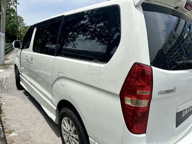 2011 Hyundai GRAND STAREX 2.5 CRDI VGT (A) - 4