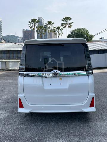 2021 Toyota VOXY 2.0 ZS KIRAMEKI III (A) - 3