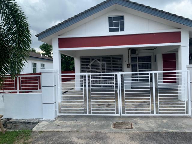 Below Bank Value 1 Storey Semi-Detached House Taman Tanjung Minyak Ria 1