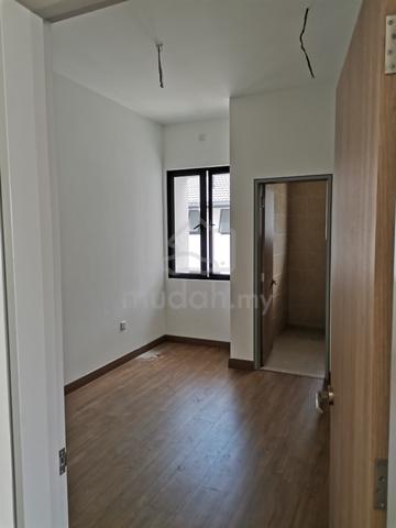 Full loan avani double storey 22x75 bukit raja 1