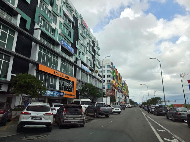 Aeropod Office | Retail | Nicely renovated & move-in condition 1