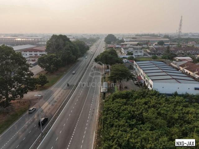 2 Storey Shop Lot Batu 5 Jalan Kapar 20x70 Facing Main Road Tenanted 1