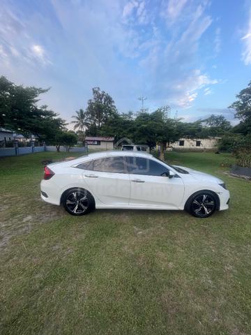 Honda Civic 2018 Tcp Premium Direct Owner - 4