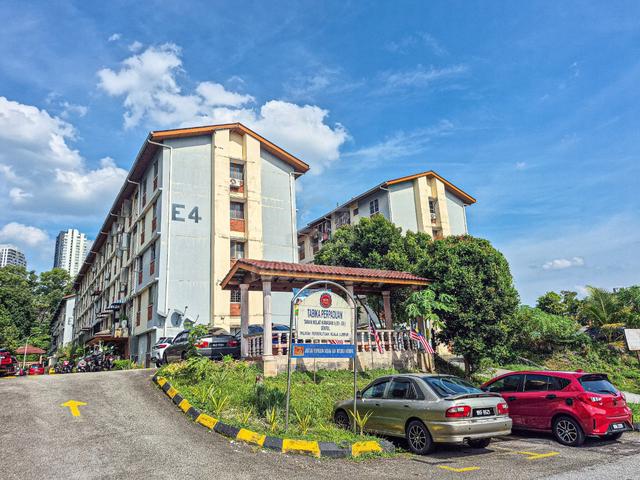Flat Taman Melati Blok E 1