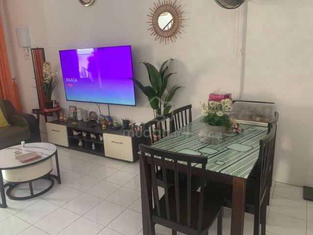Teres 2 Tingkat Indera Mahkota Freehold |Hot Location|Below RM300K 1