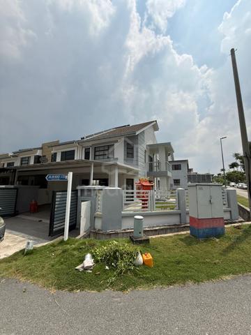 Adabi Height Puchong 4B4B Partial Furnished 2 Stry Terrace Corner Lot 1
