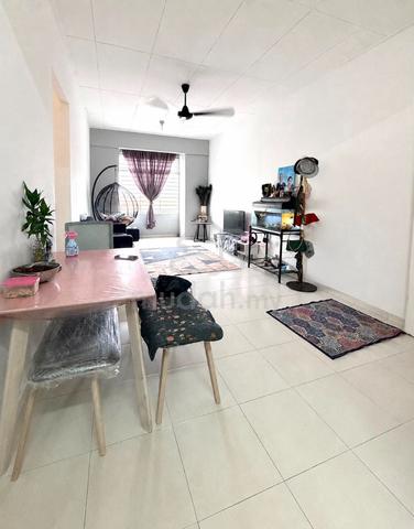Flat Bukit Indah 1