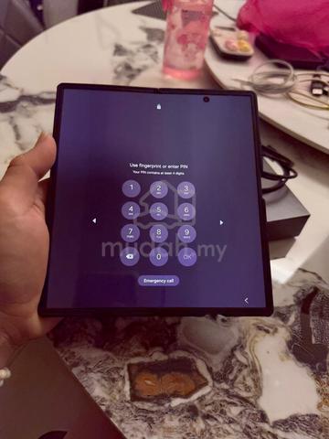 samsung fold 7 512gb for sell - photo 2 of 5