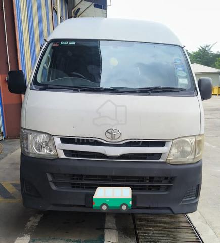 2011 Toyota HIACE 2.5 KDH202R FACELIFT (M) - 4