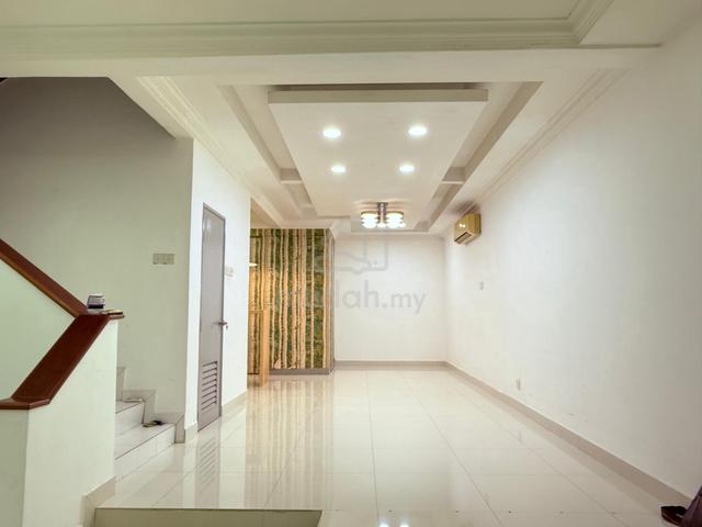 Double Storey Terrace House @ Alam Budiman, Seksyen U10, Shah Alam 1