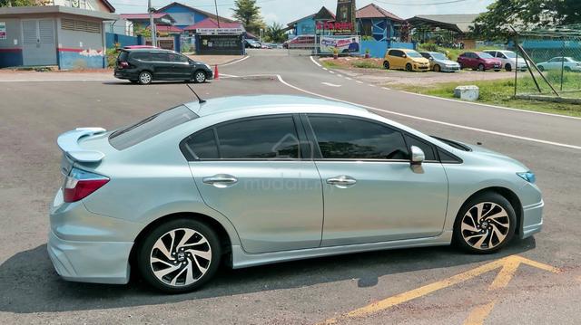 2013 Honda CIVIC 1.5 HYBRID Plate Special - 2