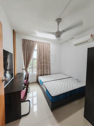 The Arc, Cyberjaya – Corner Unit Room for Rent 1